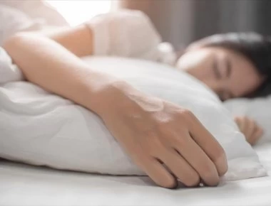 Λίγος και κακός ύπνος αυξάνει τον κίνδυνο για καρδιαγγειακές παθήσεις- Τι δείχνει νέα έρευνα